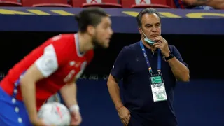 Lasarte apuntó el cansancio de La Roja y admitió que ante Paraguay fue “el peor partido” desde que llegó