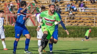 ¡Gol de arquero! Diego Figueroa anotó en la agonía el empate de San Joaquín contra el SAU