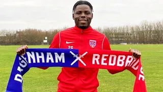 El hermano menor de Kurt Zouma fue apartado de su equipo por video de maltrato animal