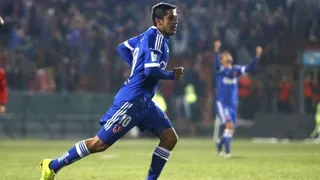 Ramón Fernández igualó de tiro libre para U. de Chile en el superclásico