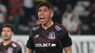 Carlos Palacios quedó fuera del microciclo de La Roja Sub 23 por lesión muscular