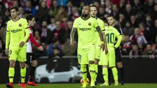 La prensa española disparó su artillería contra Vidal: Mostró un fútbol bruto, muy mal con el balón