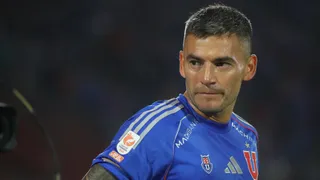 ¿Llegará Charles Aránguiz al crucial duelo frente a Carabobo por la Copa Libertadores 2025?