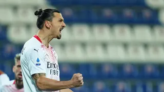 Zlatan Ibrahimovic brilló con doblete en sólido triunfo de AC Milan sobre Cagliari