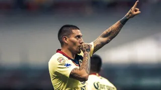Nicolás Castillo se destapó con un “doblete” y marcó sus primeros tantos en América