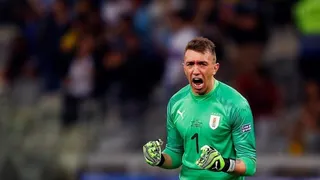 Hinchas se burlaron de Fernando Muslera tras el empate de Uruguay ante Japón