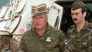 Un club dejó la liga serbia de balonmano en protesta por cantos de apoyo a un genocida