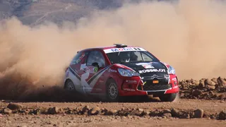 Emilio Rosselot lidera la categoría R3 del GP de Ovalle en el Rally Mobil