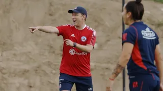 Luis Mena se ilusiona con el inicio del Sudamericano Sub 20 Femenino