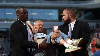 Activista interrumpió el duelo entre Cilic y Ruud por las semifinales de Roland Garros