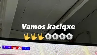 No cambia su pasión: Esteban Paredes sigue atento el estreno de Colo Colo