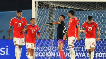 “Yo jugué cuando murió mi papá”: El feroz ataque de un histórico de La Roja contra figura que pidió no ser convocada