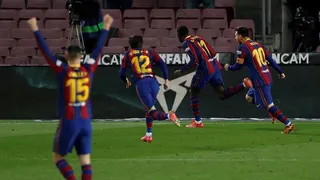 FC Barcelona derribó en la agonía a Real Valladolid y quedó muy cerca de la cima en España