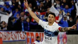 No podía ser otro: Fernando Zampedri marcó el primer gol para U Católica en el Claro Arena
