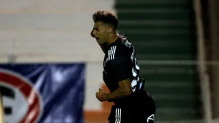 Iván Morales no perdonó desde el punto penal y firmó su doblete ante Cobresal