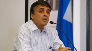 Doctor Fernando Yáñez: Es altamente probable que algún jugador se contagie en Chile