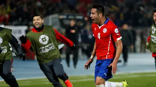 Mauricio Isla, el bicampeón de América que jugará por primera vez en el torneo nacional