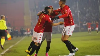 Unión Española contó con un inspirado Rodrigo Piñeiro para tumbar a la U en Santa Laura