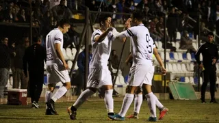 Santa Cruz igualó ante Iberia y mantuvo distancia en el liderato de la Segunda División