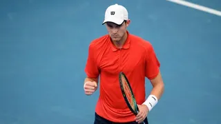 United Cup: Jarry igualó la serie para Chile ante Grecia con esforzado triunfo ante Sakellaridis