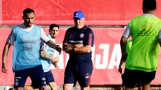 Berizzo respaldó declaraciones de Alexis sobre el recambio: Los jóvenes deben ser el núcleo del equipo