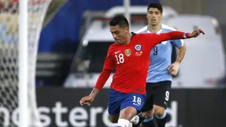 El árbitro no informó como agresión el episodio de Gonzalo Jara con hincha que invadió la cancha