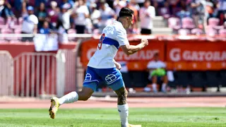 Fernando Zampedri anotó su doblete y emparejó la cuenta para la UC ante Unión