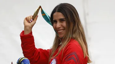 El troleo a una universidad por celebrar medalla de Crovetto por parentesco con funcionaria