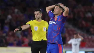 Limpieza y renovaciones: La lista de 9 jugadores que definen su futuro en la U