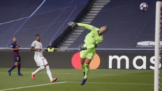 David Alaba anotó un “autogolazo” y FC Barcelona empató el duelo ante Bayern Munich