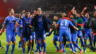 Revelan que actual referente de la U había aceptado invitación a actividad del Centenario de Colo Colo