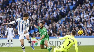 Pellegrini vivió con intensidad el “sin goles” de Betis y Real Sociedad