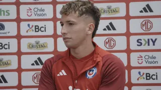 Arriagada y La Roja sub 23: Estoy tranquilo que vamos por un buen camino