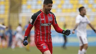 Con cuatro defensas: La oncena titular que presentará Colo Colo para hacer frente a Deportes Antofagasta