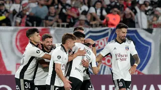 Colo Colo se quedó exigido triunfo sobre Alianza Lima y sigue en lo alto del Grupo F