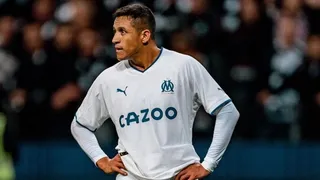 Marsella de Alexis cayó ante Frankfurt y complicó sus opciones en la Champions League