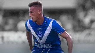 Vélez de Quinteros sigue en alza tras tumbar a Huracán de Alarcón y Echeverría