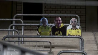 Hinchas de cartón: La genial iniciativa de Borussia Monchengladbach para tener público en el retorno del fútbol