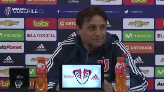 El entretenido intercambio entre Guillermo Hoyos y periodista de Cooperativa