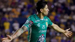 Víctor Dávila anotó un tremendo golazo de zurda para Leon ante Tigres en la Concachampions