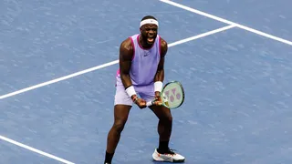 Frances Tiafoe derribó a Ben Shelton en un maratónico partidazo por el US Open