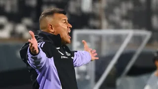 Dirigencia de Colo Colo respaldó a Almirón, pero ¡con condiciones!