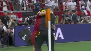 [VIDEO] Paulo Dybala puso en ventaja a AS Roma ante Sevilla en la final de Europa League