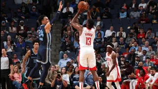 James Harden surgió para recuperar el tranco ganador de los Rockets