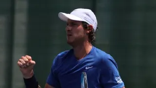 Final en Salinas 2 entre Nicolás Jarry y Emilio Gómez fue suspendida y continuará este lunes