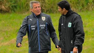 DT de Peñarol respaldó a Tabárez con enigmático mensaje: La miseria humana muestra su mejor semblante
