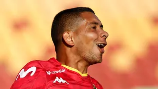 Cristián Palacios repitió y con su golazo Unión Española golpeó a La Calera antes del descanso