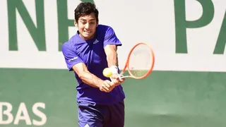 Garin festejó su cumpleaños 25 con trabajado triunfo ante Londero en Roland Garros