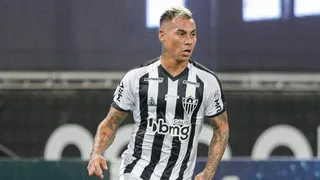 Eduardo Vargas superó lesión y volvió a jugar en empate de Atlético Mineiro ante Ceará