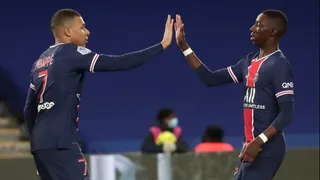 Kylian Mbappé y Moise Kean dejaron a París Saint-Germain como líder de la liga francesa